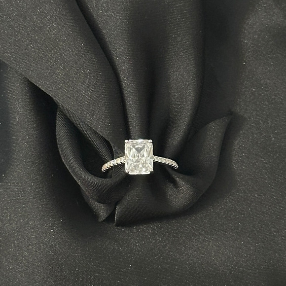 Elegant Women's Engagement Ring with Emerald-Shaped Cubic ZirconiaTimeless - Picture 2 of 13